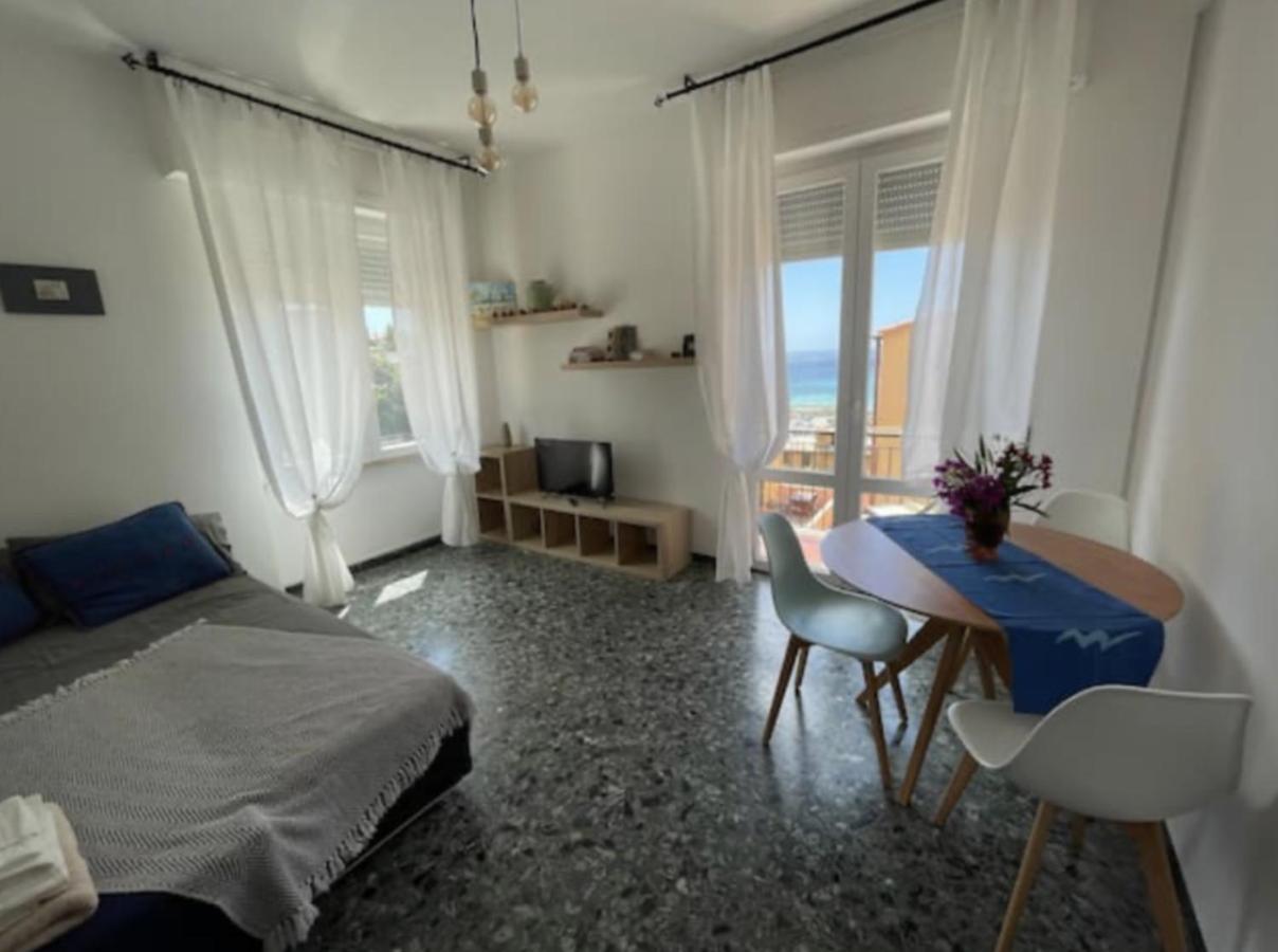 2-Bedroom Sunny Sea View With Balcony, La Casa Di Christine モンテロッソ・アル・マーレ エクステリア 写真