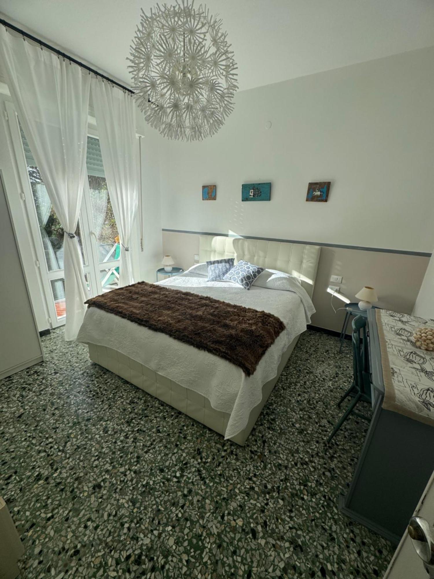 2-Bedroom Sunny Sea View With Balcony, La Casa Di Christine モンテロッソ・アル・マーレ エクステリア 写真